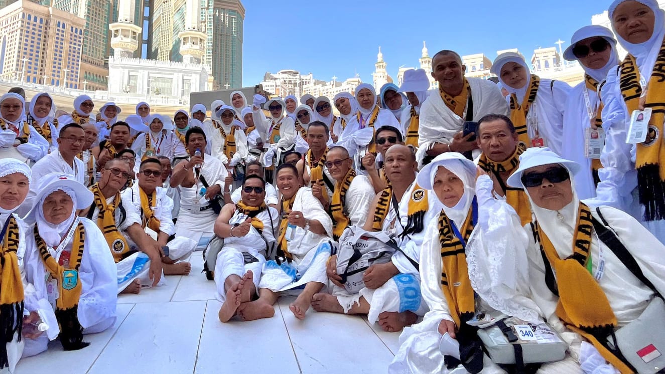 Jamaah Haji Kerinci Tiba di Makkah, Bahagia dan Haru Iringi Umroh Pertama